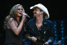 Alexa & Hannah Borroel Meet Sugarland
