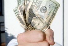 Das Williams Leads Money Chase