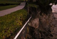 Park Officials Review Plan for Shoreline