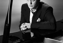 Michael Buble Confirms Two Bowl Dates