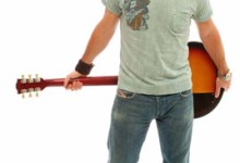 American Pie‘s Thomas Ian Nicholas Hits the Road with a Debut Solo Album