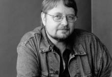 Luis Alberto Urrea to Speak at S.B. Writers Conference