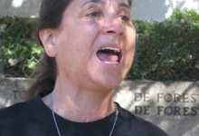 Kate Smith Sings for Public