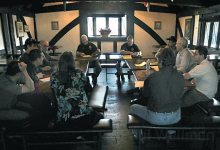 Cabbies Meet with Cops