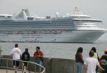 Swine Flu Scares Tourists into Santa Barbara