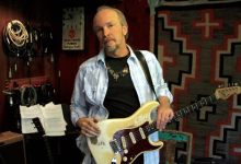 Dave Alvin Heads to Live Oak