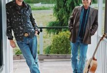 Loggins & Messina Stage a Sit In