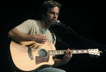 Jack Johnson Has Hair