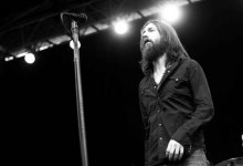 Chris Robinson Sticks Around a While