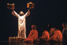 Motion Theatre Performs at Center Stage