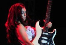 Cee Lo Green Guitarist Sharon Aguilar Rocks UCSB Extravaganza