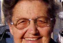 Nina Borie, 1925-2011