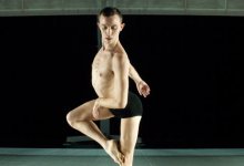 Random Dance to Perform Entity