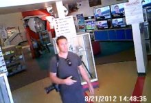 Man Steals Pricey Lens from Samy’s Camera