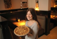 Mom and Apple Pie