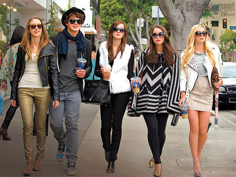 The Bling Ring - Plugged In