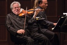 Review: Violinist Itzhak Perlman in Recital at Granada Theatre