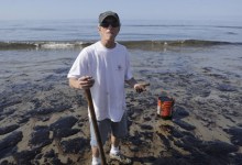 Citizen Responders Rushed to Save Beaches