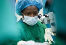 Eye Surgeon Wins Mandela Award