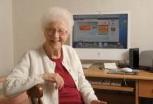 Oldest Facebook User Edythe Kirchmaier Dies at 107