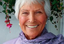 ‘Under the Ginkgo Tree’ Is a Fast-Paced, Engrossing Tale