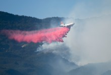 Air Tankers, Copters Bombard Scherpa Blaze