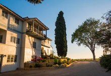 Make Myself at Home: Fairy-Tale History and Modern Updates at The Knoll
