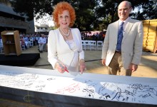 Topping Out New Cancer Center
