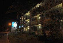 Neighbors Allege Parolee Drop-Offs Causing Motel 6 Crime