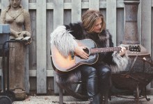 Rita Wilson Hosts Liner Notes