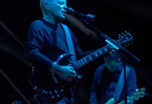 New Order Keeps the ’80s Alive