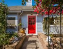 Make Myself at Home: Tranquil Eastside Cottage