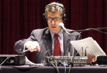 Ira Glass Shares Secrets of Excellent Radio Reporting