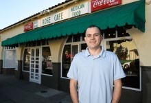 Rose Café Rises