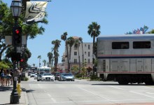 Shuttle Buses Take Train Commuters That Last Mile