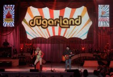 Sugarland Gives Spectacular Performance