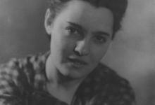 Esther  Relis
