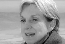 Linda  Hausz