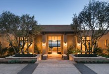 On Topic with Tom Meaney