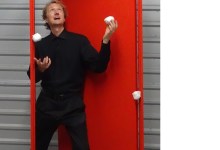 Kickoff Summer Reading Party with Juggler David Cousin