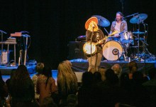 Review | Elle King, Barns Courtney, and Girls Rock