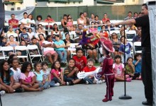 Las Marionettes en Desfile (Marionettes on Parade) with Franklin Haynes