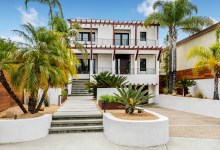 Tri-Level Contemporary