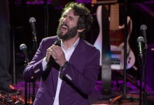 Review | Josh Groban’s Dynamic Bowl Show