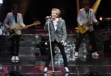 Review | Rod Stewart at the Santa Barbara Bowl
