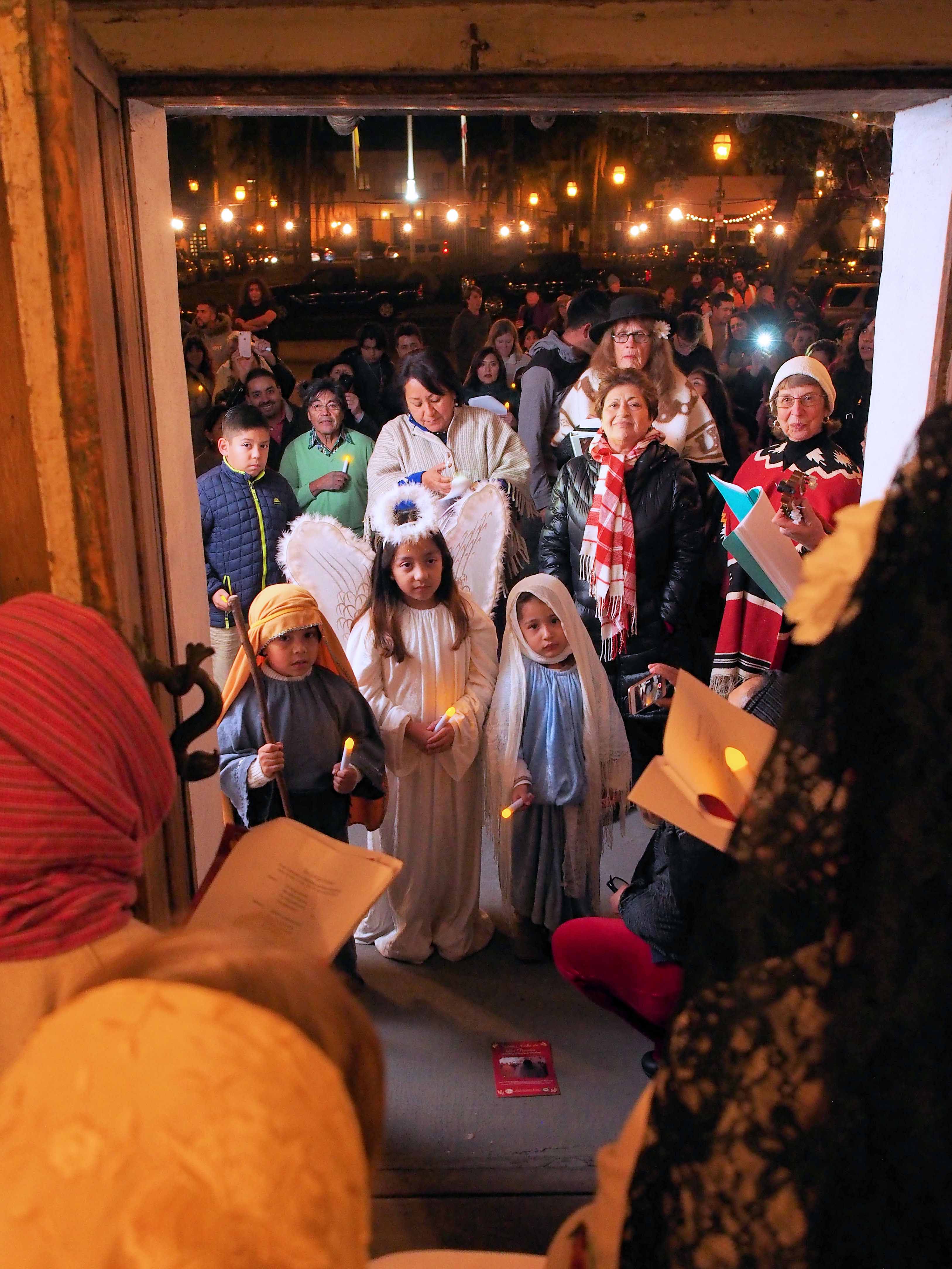 Una Noche De Las Posadas The Santa Barbara Independent