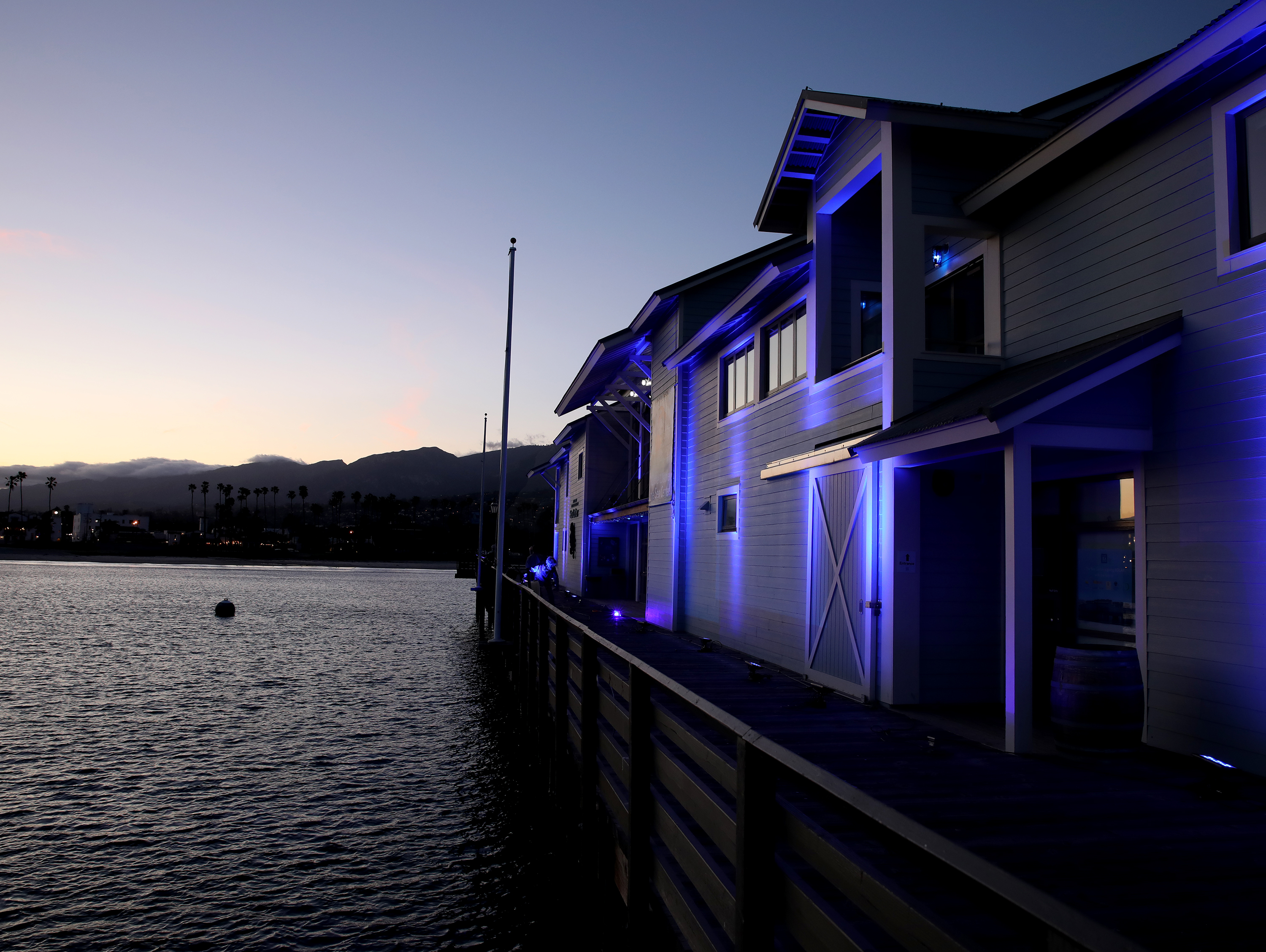 #LightItBlue Comes to Santa Barbara - The Santa Barbara Independent