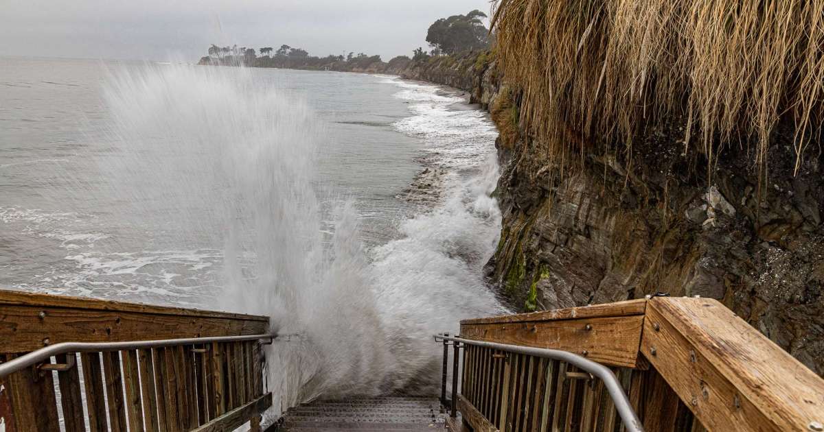 king-tides-project-asks-for-snaps-the-santa-barbara-independent