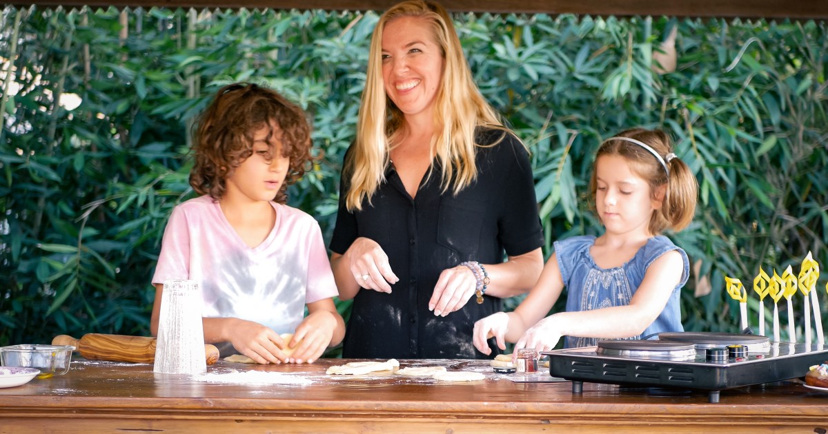 Feed the Body and Mind During Hanukkah