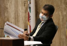 County Public Health Pushes for Immediate School District Reopening